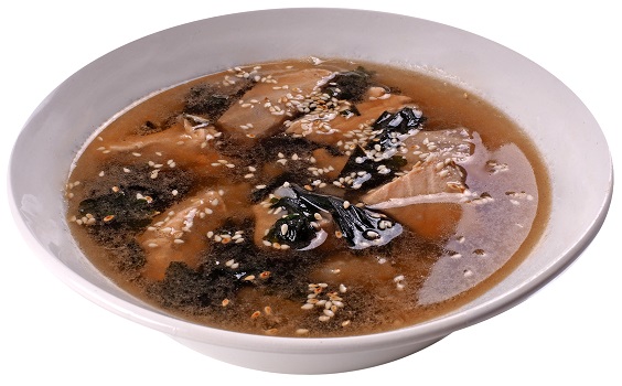 Суп с лососем и рисом сякеширо (250 мл.)